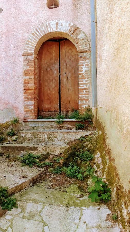 Le Origini Casa In Borgo Tipico Lucano 트리비뇨 외부 사진